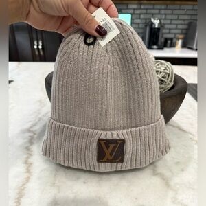 LV hat